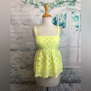Lilly Pulitzer 8
